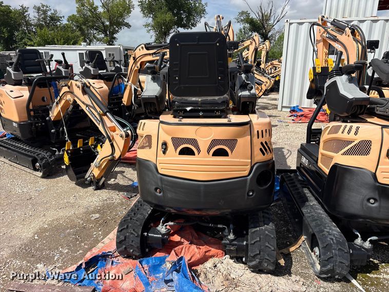 2024 Erie EM15 Mini Excavator - photo 5