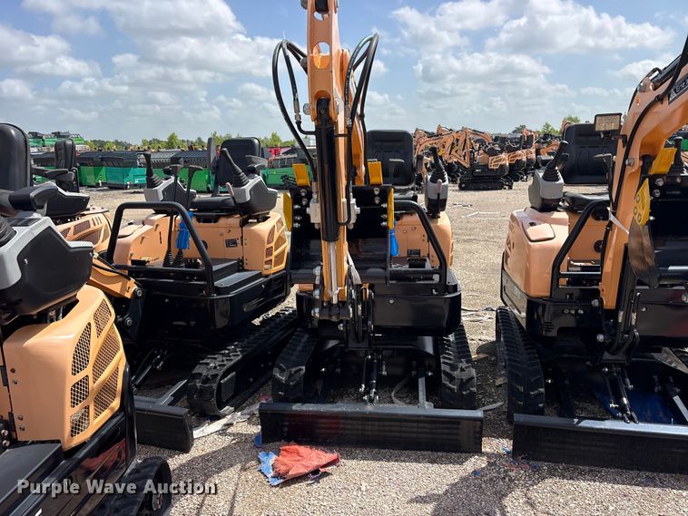 2024 Erie EM15 Mini Excavator - photo 2