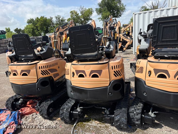 2024 Erie EM15 Mini Excavator - photo 5