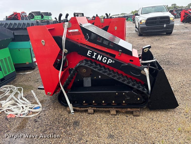 Erie SCL850 Compact Utility Loader - photo 4