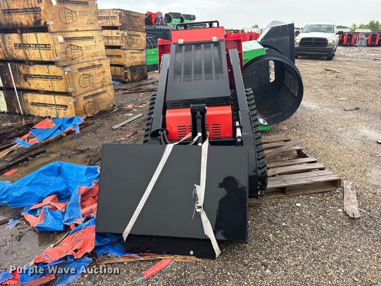 2024 Erie SCL850 Compact Utility Loader - photo 2