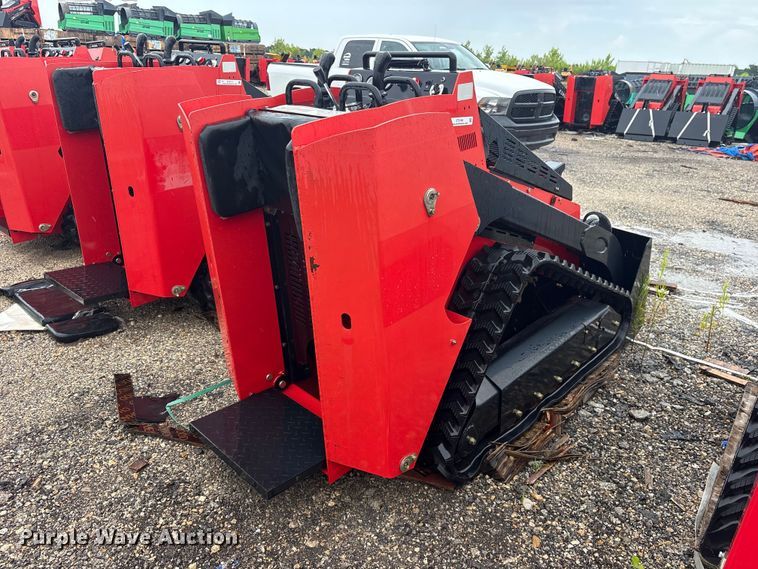 2024 Erie SCL850 Compact Utility Loader - photo 5