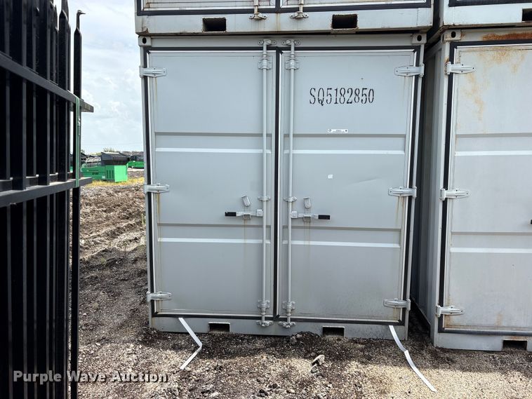 Shipping Container - photo 2