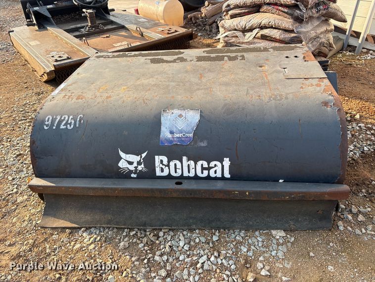 2011 Bobcat 60 Sweeper Skid Steer Boom - photo 2