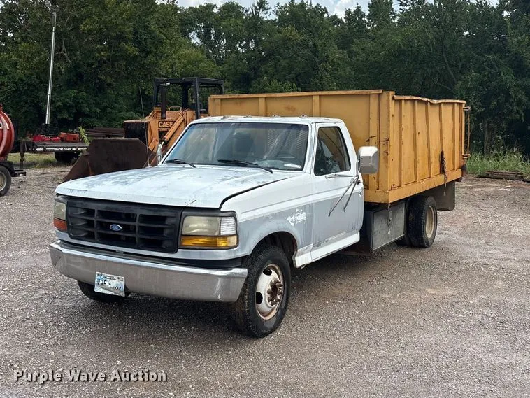 1992 Ford F350 Dump Truck
