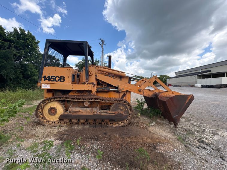 1982 Case 1450B Track Loader - photo 4