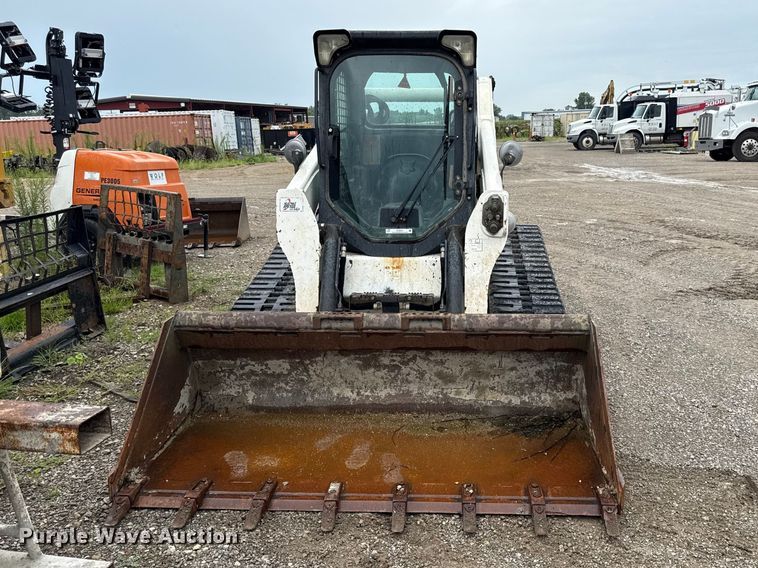 2016 Bobcat T750 Tracked Skid Steer Loader - photo 2