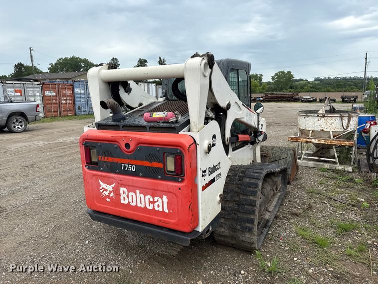 2016 Bobcat T750 Tracked Skid Steer Loader - photo 5