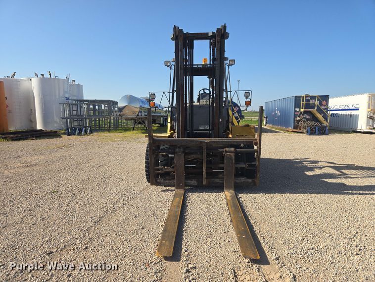 Caterpillar P17500 Forklift - photo 2