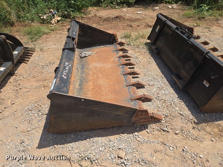 Paladin Skid Steer Bucket - photo 2