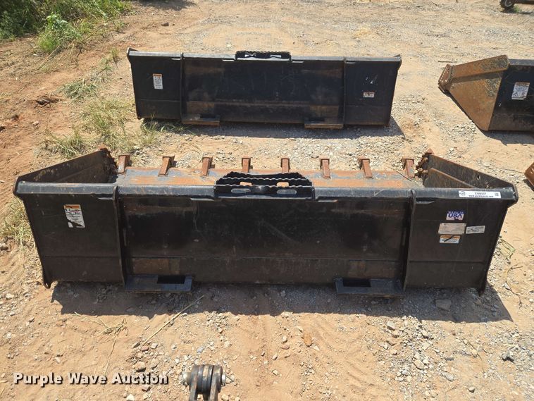 Paladin Skid Steer Bucket - photo 4