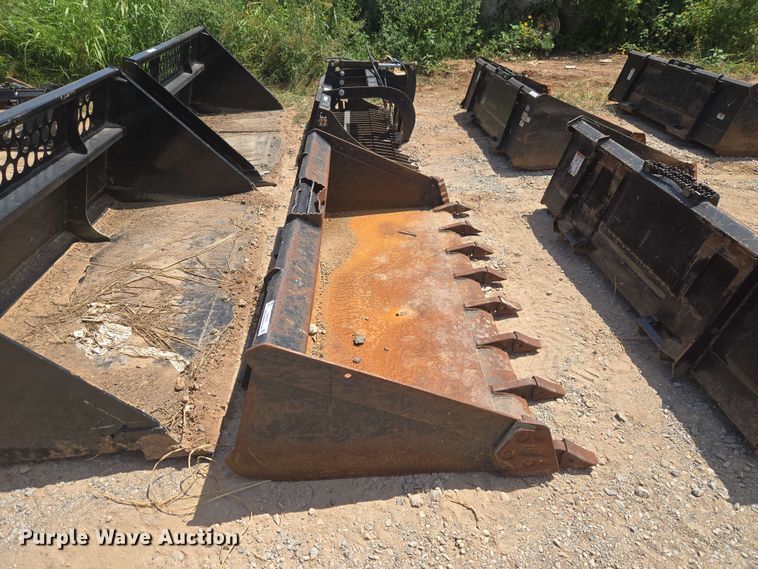 Skid Steer Bucket - photo 2