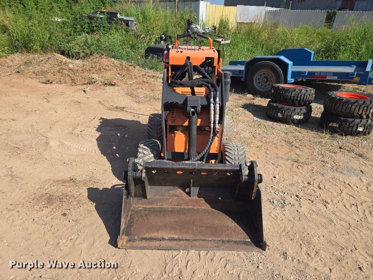 2020 McLaughlin Bush Ranger H Compact Utility Loader - photo 2
