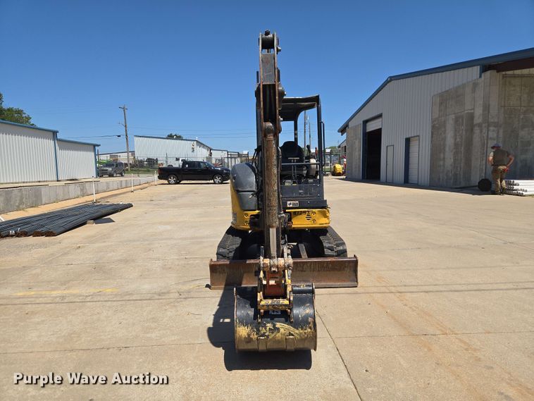 2020 John Deere 35G Mini Excavator - photo 2