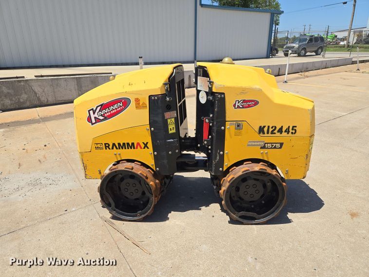 2018 AMMANN RAMMAX 1575 Trench Compactor - photo 4
