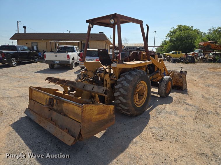 1987 Case 480E Landscape Tractor - photo 5