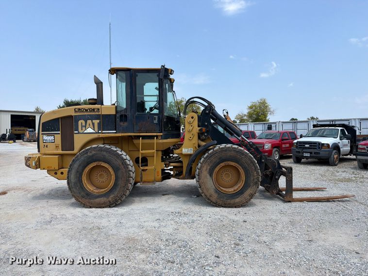 2004 Caterpillar IT28G Wheel Loader - photo 4