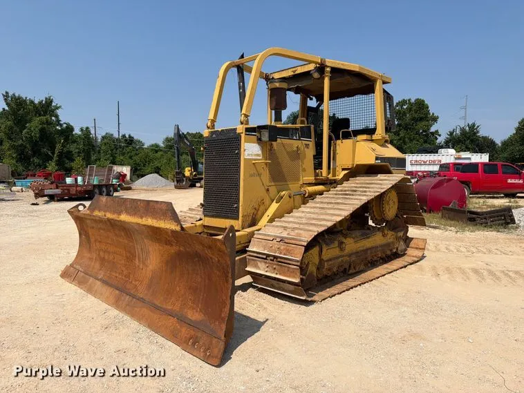 2001 Caterpillar D5M Dozer