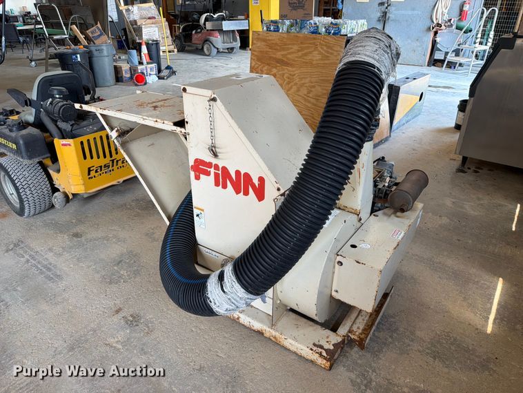 Finn B40 Straw Blower - photo 3