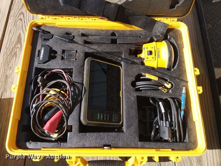 Trimble Survey Equipment - photo 3