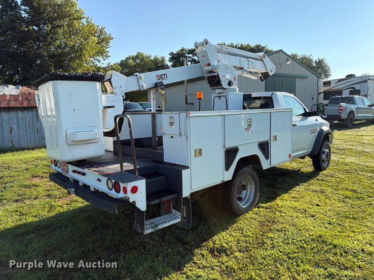 2016 RAM 5500 Bucket Truck - photo 5