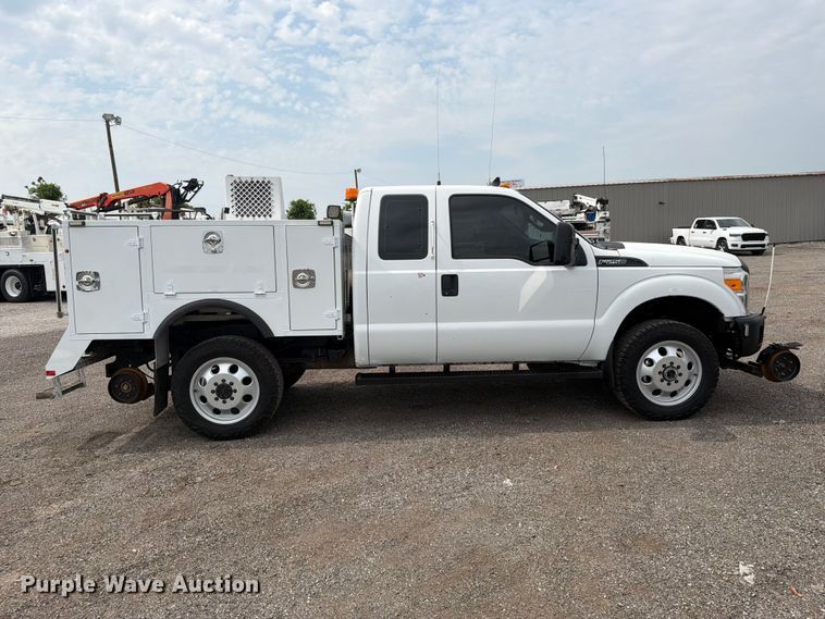 2015 Ford F250 Super Duty Ext. Cab Utility Bed Pickup Truck - photo 4