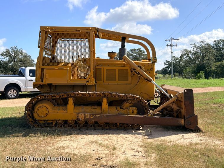 1977 Caterpillar D6D Dozer - photo 4