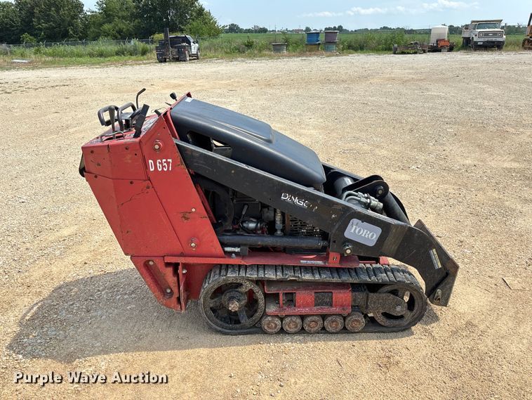 Toro Dingo Compact Utility Loader - photo 4