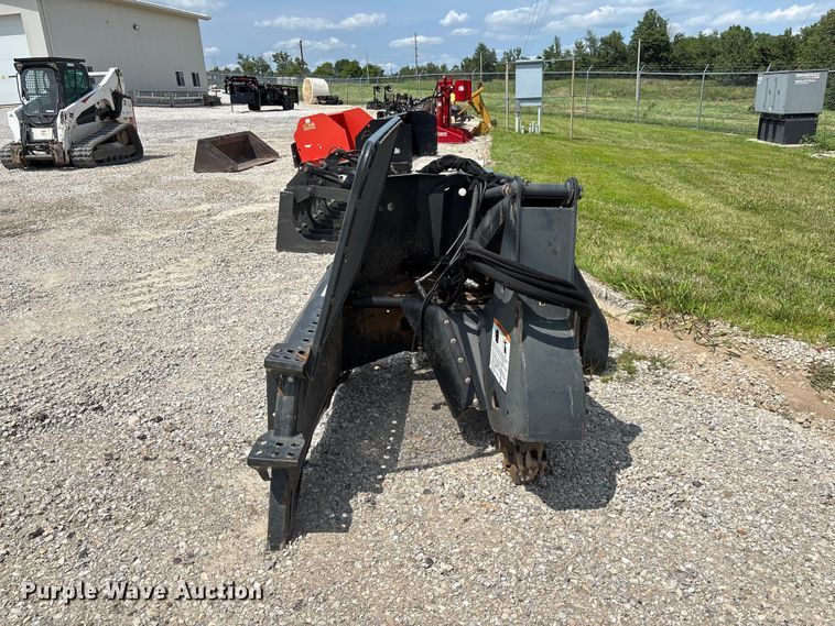 Bobcat SGX60 Skid Steer Stump Grinder - photo 2