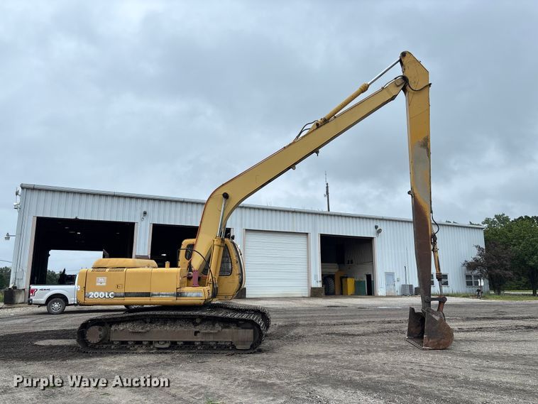1998 John Deere 200LC Long Reach Excavator - photo 4
