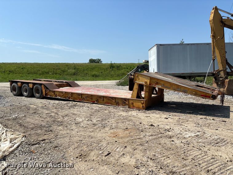 1972 Loadcraft LDD3-40-SFG Lowboy Equipment Trailer - photo 4