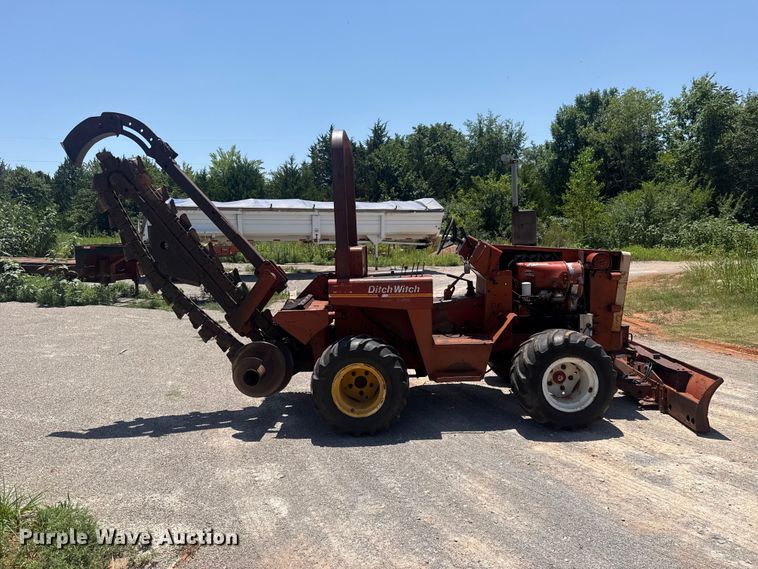Ditch Witch 5010DD Trencher - photo 4