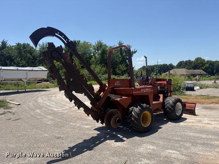 Ditch Witch 5010DD Trencher - photo 5