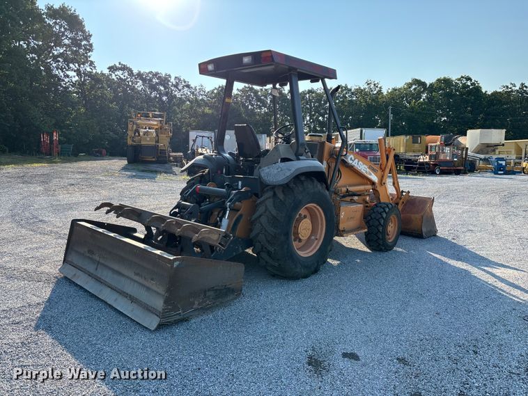 2010 Case 570MXT Landscape Tractor - photo 5