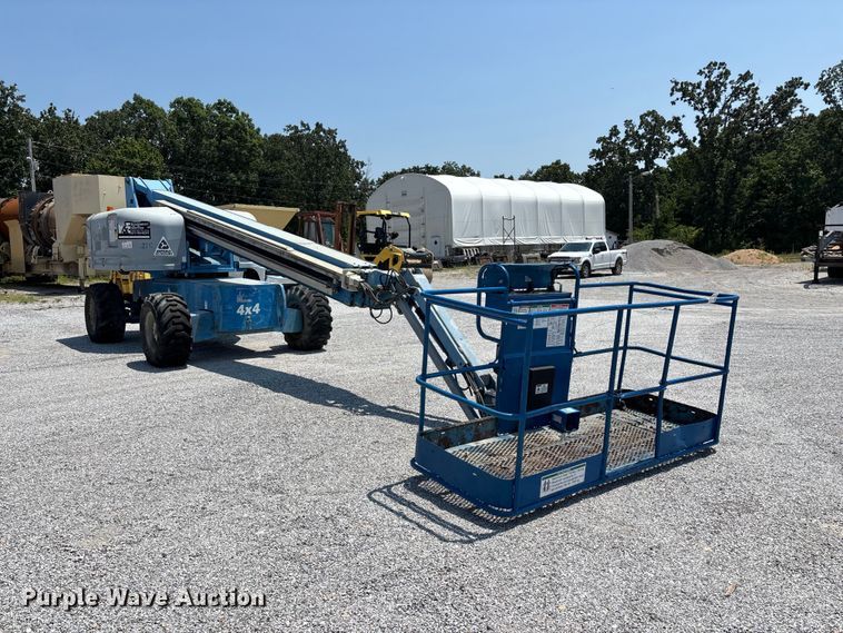 2002 Genie S65 Boom Lift - photo 3