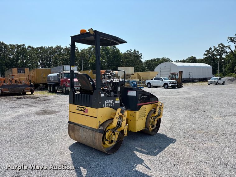 Hypac C747C Double Drum Vibratory Roller - photo 5