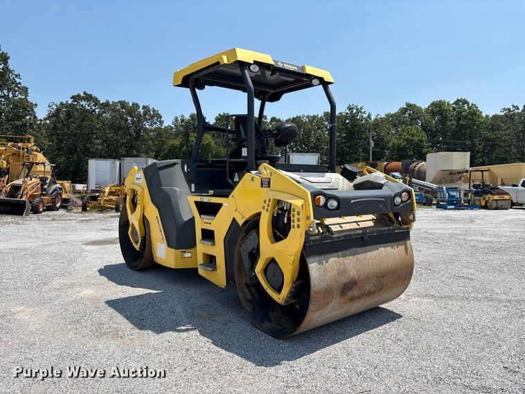 2015 Bomag BW 161 AD-5 Double Drum Vibratory Roller - photo 3