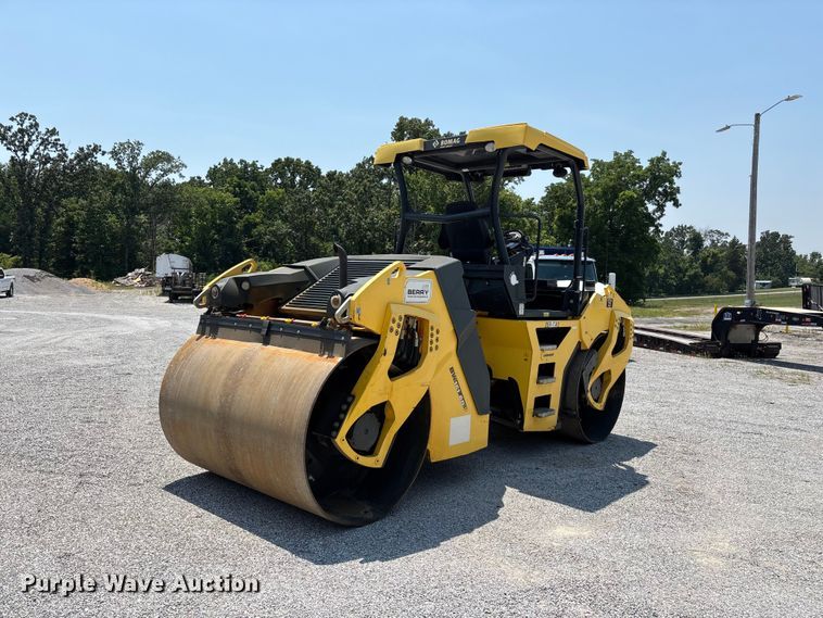 2015 Bomag BW 161 AD-5 Double Drum Vibratory Roller - photo 5