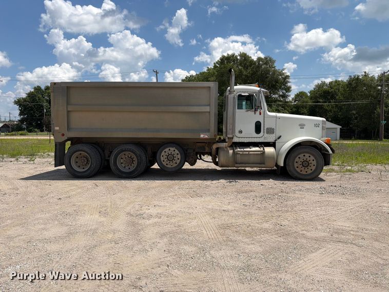 1994 Peterbilt 357 Dump Truck - photo 4