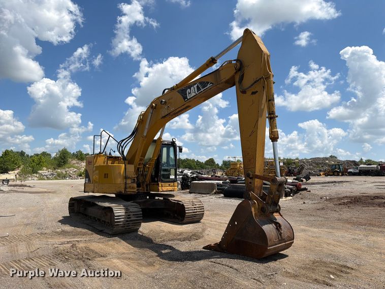 2004 Caterpillar 321C LCR Excavator - photo 3