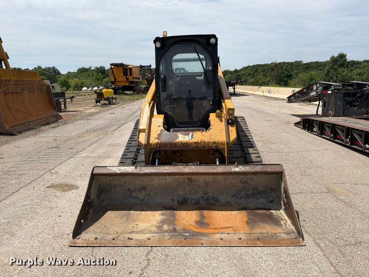 2014 Caterpillar 289D Tracked Skid Steer Loader - photo 2
