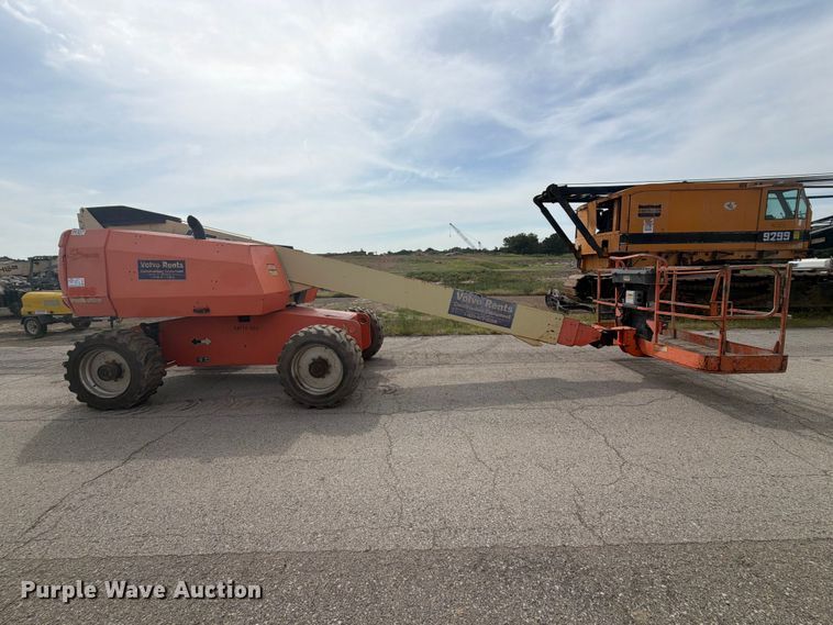 2011 JLG 600S Boom Lift - photo 4