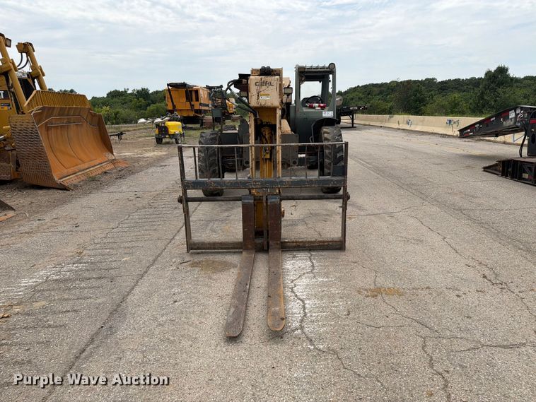 Gehl RS8-44 Telehandler - photo 2