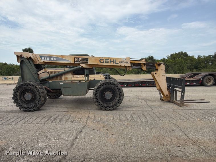 Gehl RS8-44 Telehandler - photo 4