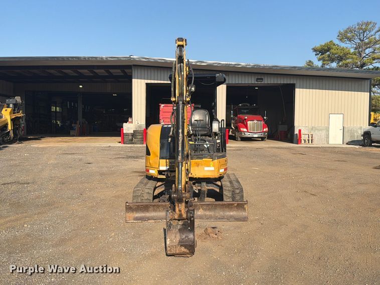 2012 Caterpillar 304D CR Mini Excavator - photo 2