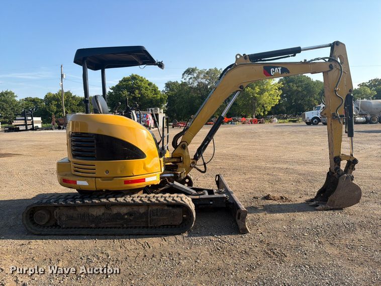 2012 Caterpillar 304D CR Mini Excavator - photo 4
