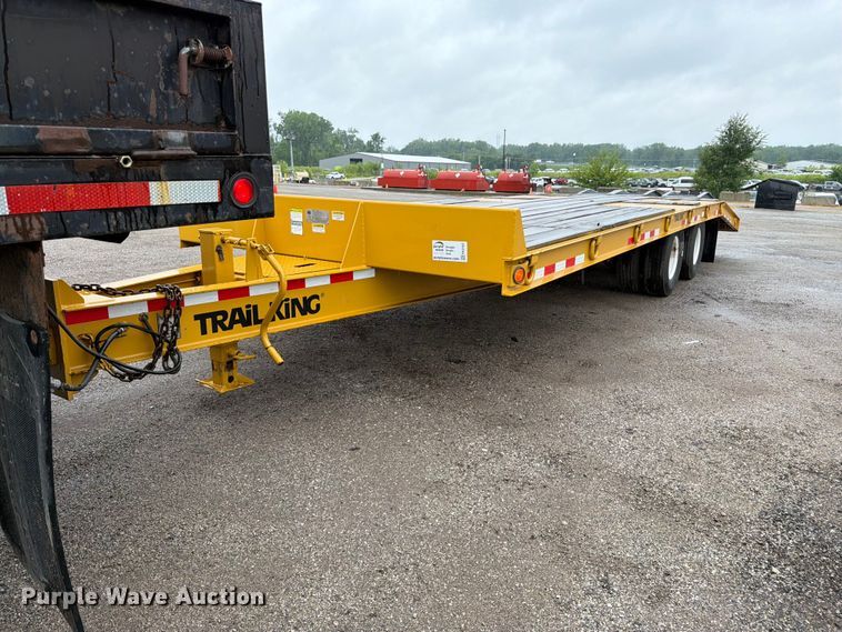 2004 Trail King TK20LP-2600 Equipment Trailer - photo 2