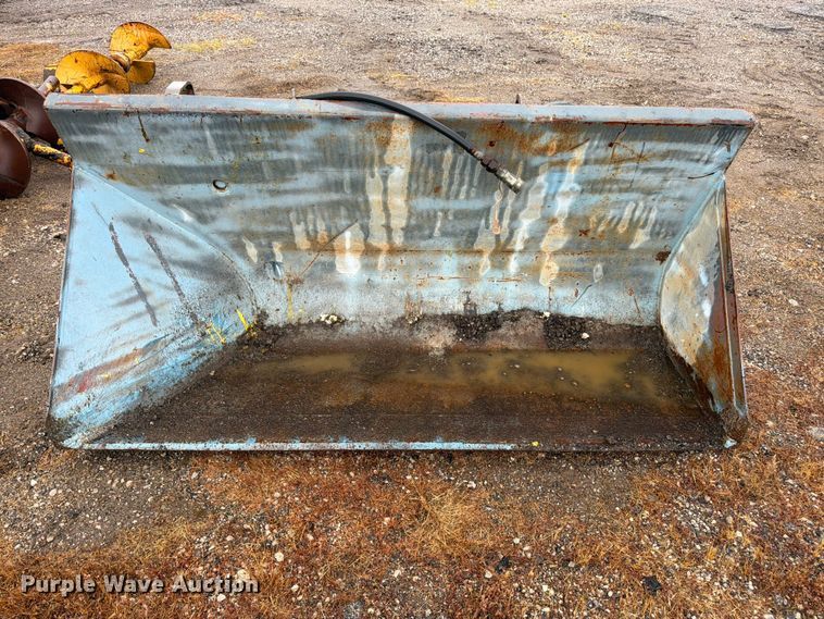 Schaeff SKS2 Side Dump Bucket - photo 2