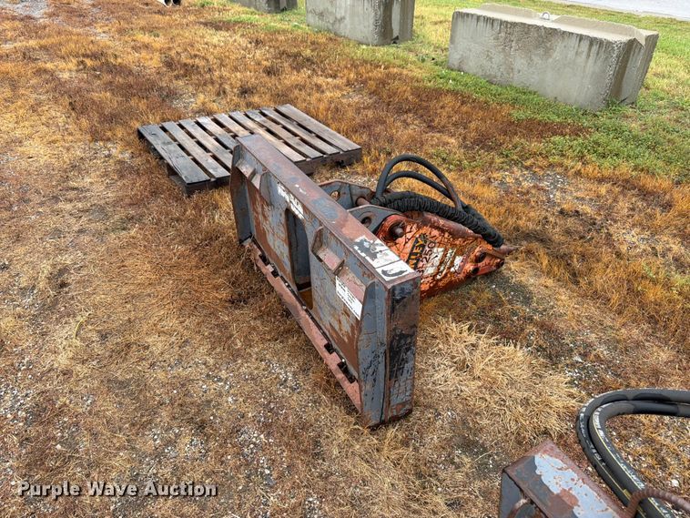 Stanley MB250 Skid Steer Breaker - photo 5