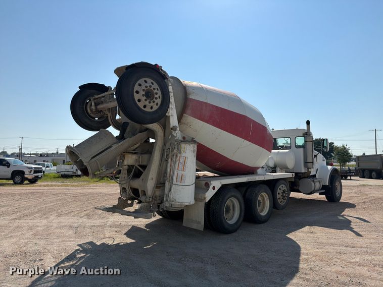 2004 Kenworth W900 Ready Mix Truck - photo 5